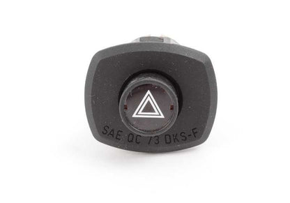 Interruptor luces emergencia OEM 61311356197 para BMW E12. Repuesto original BMW.