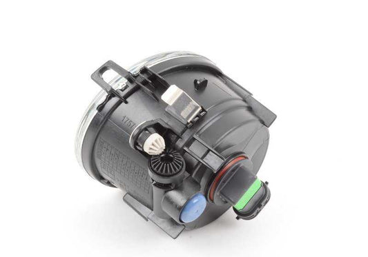 A destra Antiniebla Lighthouses OEM 6317238790 per BMW F25, F15, F85, F16, F86. BMW originale, ideale per sostituire il faro rotto o danneggiato. Facile identificazione e perfetta regolazione secondo il modello.