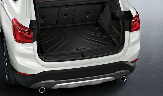 Alfombrilla maletero rígida OEM 51472407169 para BMW X1 F48, F48N, F49, F49N. Protección de plástico resistente para el maletero, encaje perfecto. Original BMW.