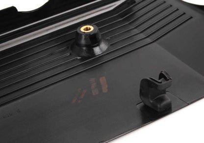 COUVERTURE DE MOTEUR OEM 13531707404 pour BMW E36, E46, E39, E60, E61, E83, Z3. Pièce BMW originale.