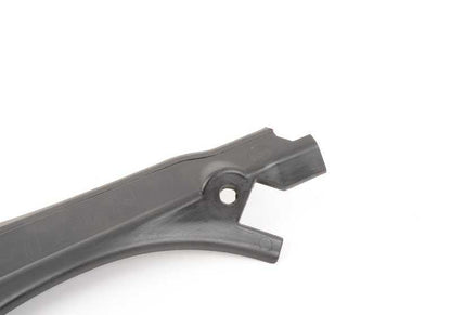 Cubierta canaleta trasera izquierda OEM 51717124407 para BMW E60, E61. Original BMW.