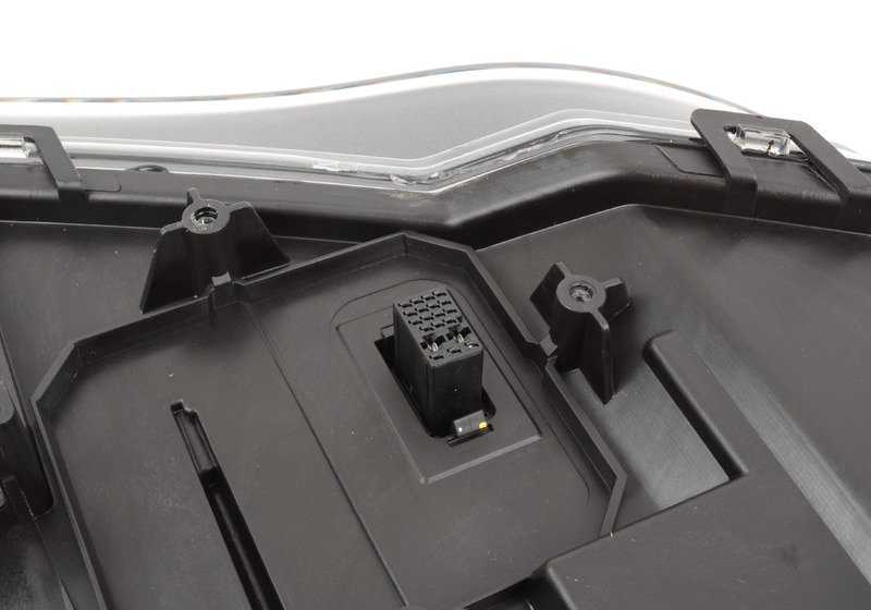 Faro Bi-Xenon AHL izquierdo para BMW E63, E64 (OEM 63127165985). Original BMW