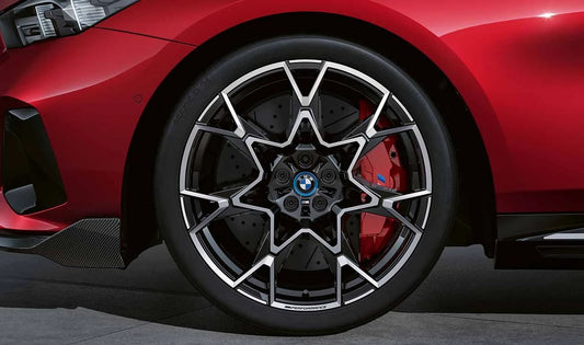 Juego completo de llantas y neumáticos M Performance 21" modelo cruzado 943 OEM 36115A8E0C9 para BMW G60 y G61. Incluye neumáticos Continental EcoContact 6 Q XL. Original BMW.