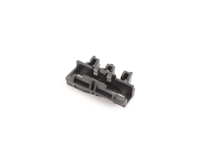 Lower retaining clip OEM 51137238257 for BMW F10, F11 (Compatible models: 5 Series E6x, F10, F11, G30). Original BMW.