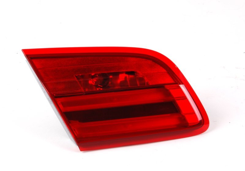 Piloto trasero izquierdo en tapa del maletero OEM 63217252779 para BMW Serie 3 E92 LCI 316i, 318i, 320d, 320d xDrive (03/2010-06/2013)… y más. Original BMW.