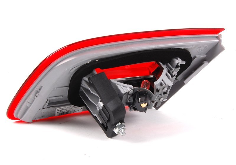 Piloto trasero izquierdo en tapa del maletero OEM 63217252779 para BMW Serie 3 E92 LCI 316i, 318i, 320d, 320d xDrive (03/2010-06/2013)… y más. Original BMW.