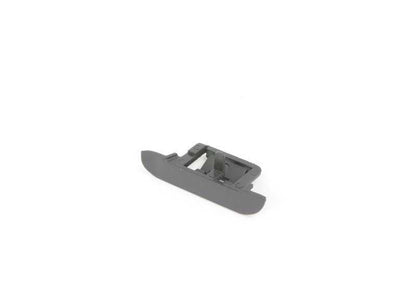 Embellecedor izquierdo OEM 51468218275 para BMW E46, E60. Original BMW.
