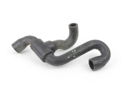 Manguera de retorno del radiador OEM 64218390710 para BMW E34 530i y 540i con motor M60. Compatible con modelos fabricados entre 1992 y 1996. Repuesto original BMW.