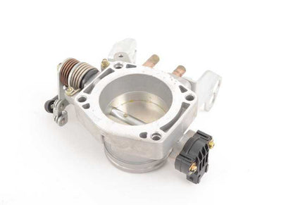 Cuerpo de mariposa OEM 13541748096 para BMW E36, E34. Original BMW.