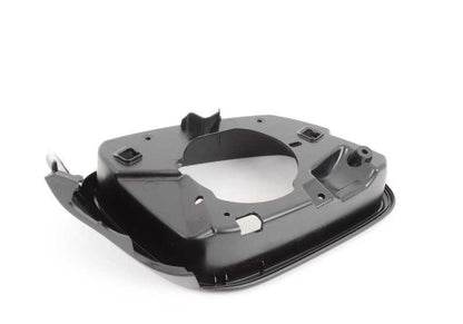 Soporte embellecedor negro izquierdo OEM 51167284123 para BMW F20, F21, F22, F23, F30, F31, F34, F32, F33, F36, E84, i3 (I01). Original BMW.