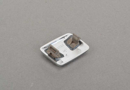 Cubierta embellecedora para guía del cinturón derecha OEM 51419132344 para BMW E92. Original BMW.