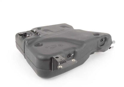 Depósito AdBlue pasivo OEM 16197222146 para BMW E70 y E71 (X5 y X6 xDrive30d, motor N57, 2010–2014). Original BMW.