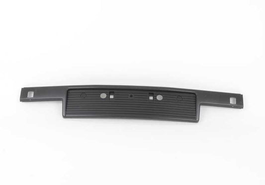 Moldura paragolpes delantera derecha OEM 51111888266 para BMW Serie 3 E30. Recambio original BMW.