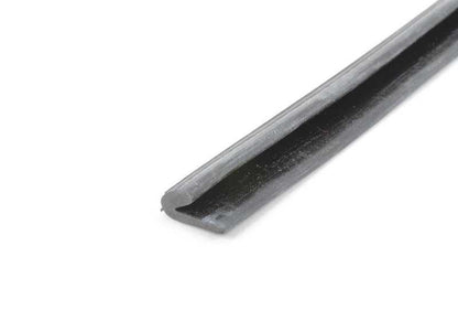 Goma de sellado OEM 51131906568 para BMW E30 (316i todos los modelos). Original BMW. Ideal para embellecedores exteriores o rejillas delanteras.