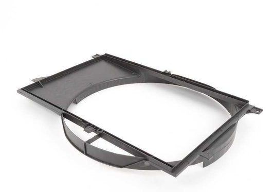 Carcasa del ventilador OEM 17111709392 para BMW E32. Compatible con todos los modelos aplicables de la serie E32. Original BMW.