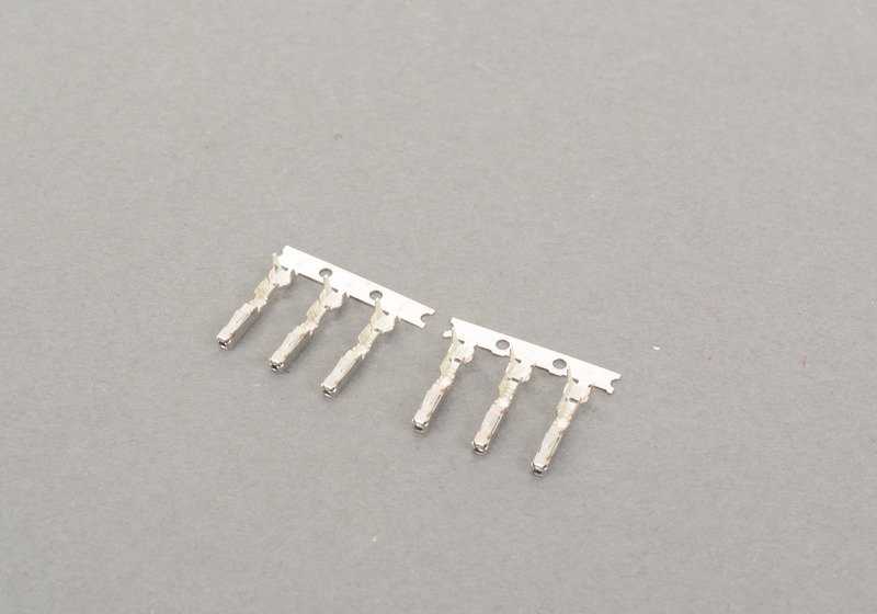 Kit conector eléctrico 2 pines OEM 61132359999 para BMW {E81,E82,E87,E87N,E88,F20,F20N,F21,F21N,F40,F52,F22,F22N,F23,F23N,F44,F45,F45N,F46,F46N,F87,F87N,G42,G87,U06,E36,E46,E90,E90N,E91,E91N,E92,E92N,E93,E93N,F30,F30N,F31,F31N,F34,F34N,F35,F35N,F80,