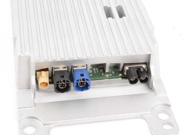 Combox Next Generation OEM 84102447926 pour BMW E82, E88, E90, E91, E92, E93, E84, E70, E71, E72, E89. BMW d'origine.