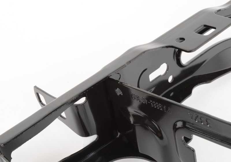 Soporte derecho OEM 51647245792 para BMW F20, F20N, F21, F21N, F22, F22N, F23, F23N, F87, F87N, F30, F30N, F31, F31N, F35, F35N, F32, F32N, F33, F33N, F36, F36N. Original BMW.