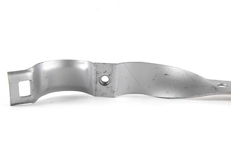 Soporte de escape OEM 18311728235 para BMW E36, E39, Z3. Compatible con modelos 320i con motor M50 y M52. Ideal para fijación del sistema de escape. Pieza original BMW.