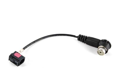 Cable adaptador de antena OEM 61126913955 para BMW E39 520d, 520i {todos los modelos desde 01/1996 hasta 09/2003}. Original BMW.