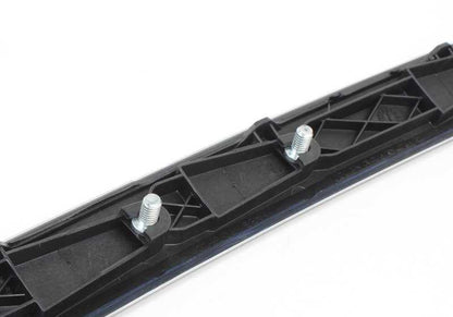 Moldura embellecedora puerta delantera izquierda OEM 51419171789 para BMW E90, E91. Original BMW.