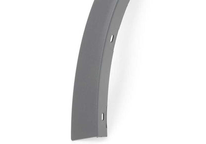 Embellecedor paso de rueda delantero izquierdo OEM 51777210081 para BMW X3 F25 y X4 F26. Original BMW.