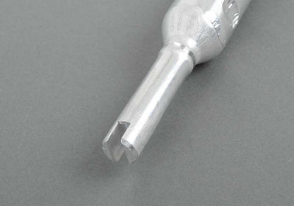 Palanca de cambio corta OEM 25117546373 para BMW E60, E61 (520d, 525d, 530d) con cambio manual. Compatible con modelos diésel. Original BMW.