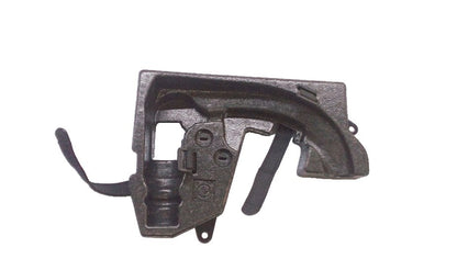 Bandeja soporte bola remolque OEM 71606790374 para BMW X1 E84. Accesorio original BMW.