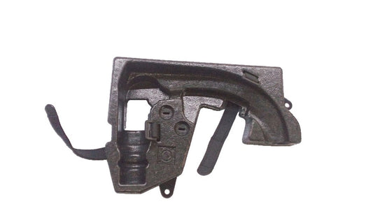 Bandeja soporte bola remolque OEM 71606790374 para BMW X1 E84. Accesorio original BMW.