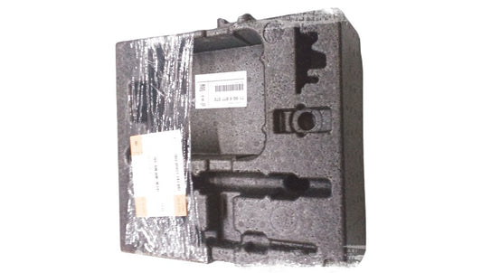 Bandeja organizadora maletero OEM 71606877572 para BMW F45, F46, F48, F39 y MINI F54, F60. Compatible con modelos con preparación para portabicicletas. Original BMW y MINI.