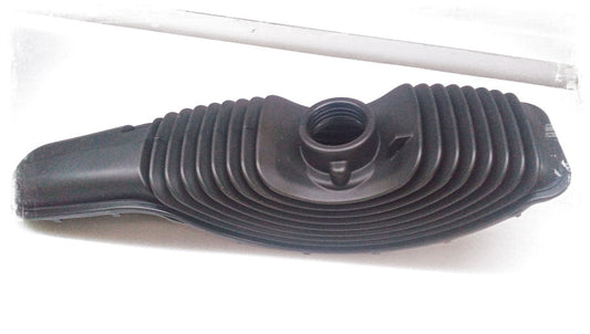 Fuelle de protección con marco OEM 71606884468 para BMW G11, G11N, G12, G12N, F25, F26. Pieza original BMW para anclaje de remolque retráctil eléctrico.