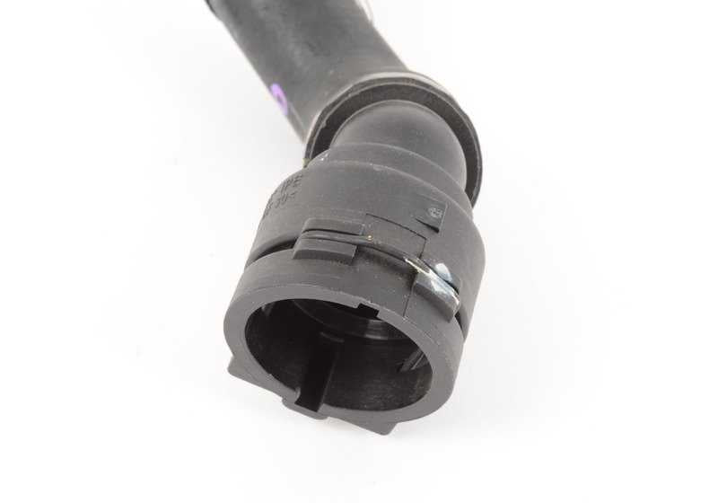 Manguera del refrigerante OEM 17127584561 para BMW X6 E71 xDrive35i con motor N54 (2008-2010). Recambio original BMW.