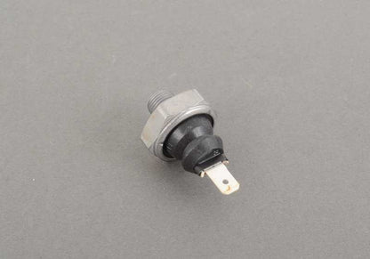 Interruptor de presión de aceite OEM 61311350385 para BMW R50. Original BMW.