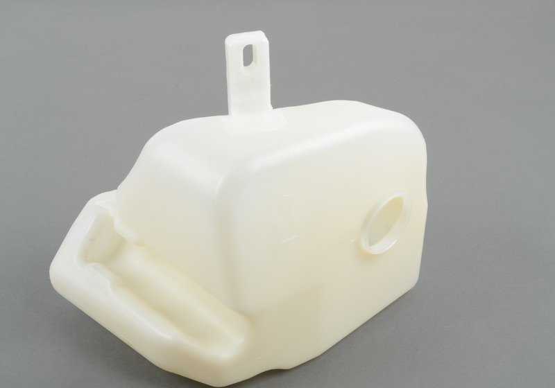 Depósito líquido limpiaparabrisas con sensor OEM 61678366420 para BMW E36 (318ti, 323ti) y BMW Z3. Capacidad 5L. Incluye sensor de nivel. Original BMW.