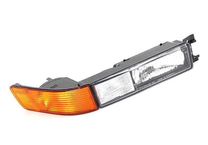 Tira de luz trasera izquierda OEM 63111383945 para BMW E31. Original BMW.