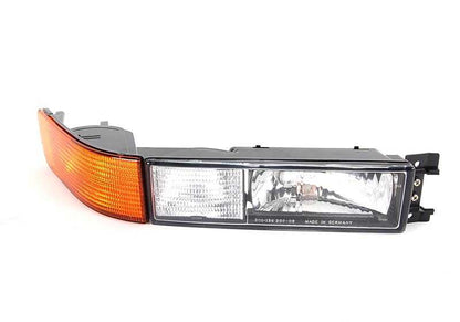 Tira de luz trasera izquierda OEM 63111383945 para BMW E31. Original BMW.