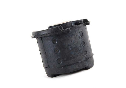 Goma de soporte delantera izquierda para BMW E46, E83, E83N (OEM 33316770783). Original BMW.