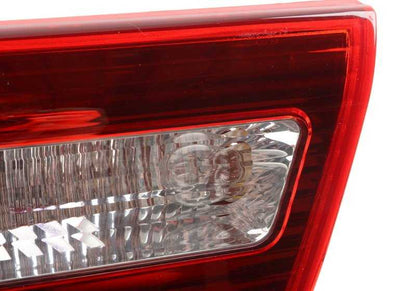 Piloto trasero izquierdo maletero OEM 63217164483 para BMW E90, E91, E92, E93. Original BMW.