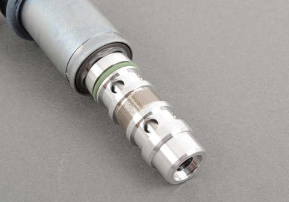 Válvula electromagnética OEM 11367843117 para BMW E90 M3, E92 M3. Compatible con modelos PM91, PM92, PM93, VA91, VA92, VA93, KG91, KG92, KG93, WD91. Original BMW.