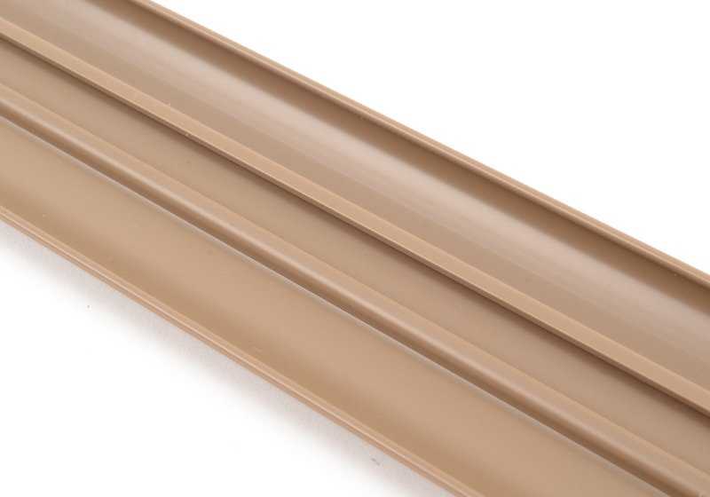 Embellose -Eingang Beige OEM 51478189308 für BMW E36 {316i, 318i, Coupé, Compact, Cabrio, Touring, Berlina}. Original BMW.