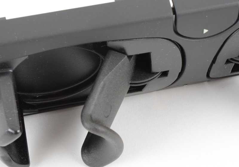 CENTRAL OEM 51168398250 PORTAVAS FOR BMW Z3 (E36) 1.8, 1.9, 2.0 (models between 1995 and 2002). Practical Beverage Support in Central Console. Original BMW.