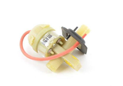 Válvula de água OEM 64111376321 para BMW E23 {728, 728i, 730, 732, 733i}. Compatível com modelos com motor M30 fabricado entre 1977 e 1982. Substituição original da BMW.