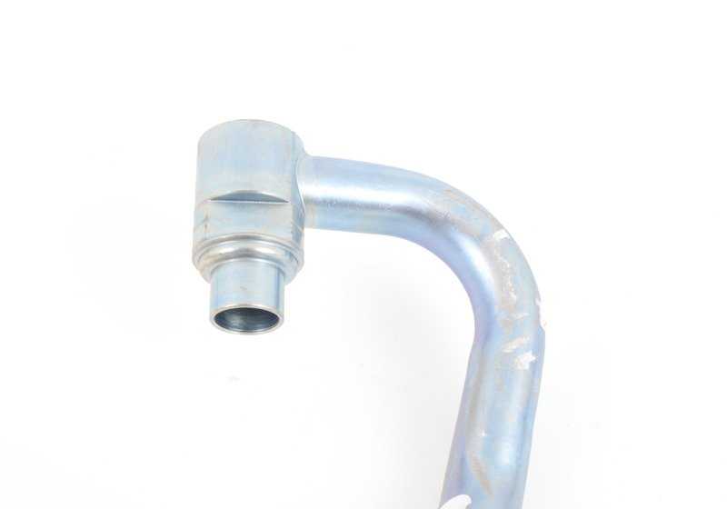 Tubo de aceite del radiador OEM 17227573273 para BMW E82 135i (N54/N55) manual y automático, y E82 M Coupé (N54T). Original BMW.