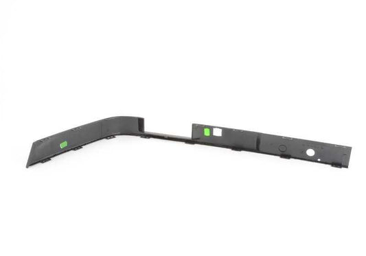 Moldura lateral derecha OEM 51111945908 para BMW E30. Pieza original BMW. Ideal para sustituir la moldura de la parte frontal derecha del paragolpes en modelos Serie 3 clásicos.