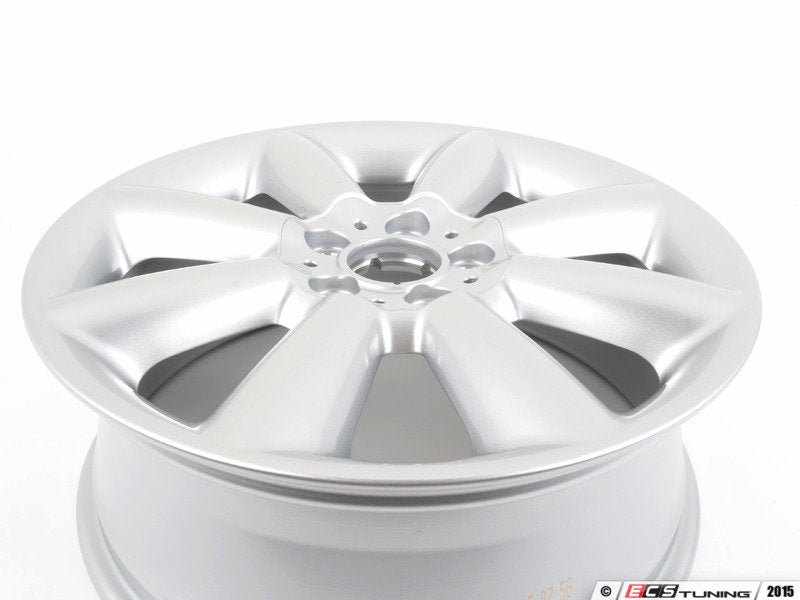 Cerchio in lega leggera MINI 7Jx18 ET54 argento (argento brillante) OEM 36116855116 per MINI F55, F56, F57... e altro ancora. MINI originale.