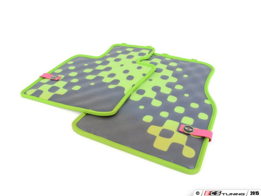Juego de alfombrillas delanteras todo tiempo color Vivid Green OEM 51472354158 para MINI F55, F56, F57, F65, F66, F67… y más. Original MINI.