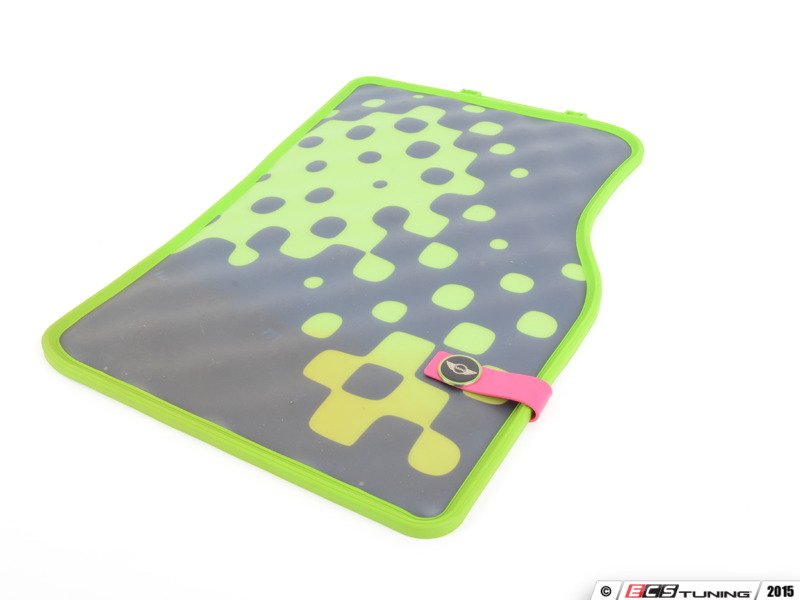 Juego de alfombrillas delanteras todo tiempo color Vivid Green OEM 51472354158 para MINI F55, F56, F57, F65, F66, F67… y más. Original MINI.