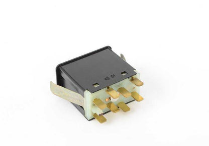 Interruptor de luces de emergencia OEM 61311366453 para BMW E24 (628CSi, 633CSi) y BMW E23 (733i). Original BMW.