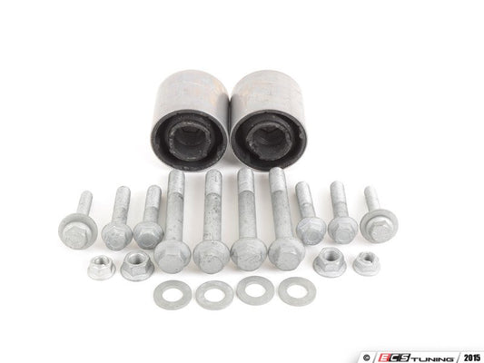 Kit de reparación del apoyo de goma del brazo de suspensión delantero OEM 31122318452 para MINI R50, R52 Cabrio, R53… y más. Original MINI.