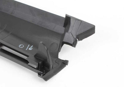 Right seal for BMW E85, E86 (OEM 51717039674). Original BMW